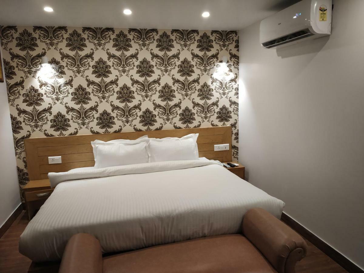Hotel Beechwood Mussoorie Ngoại thất bức ảnh