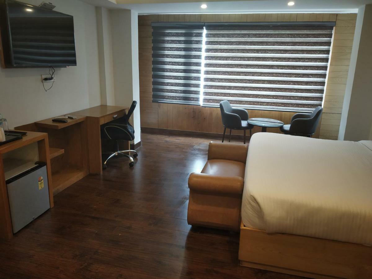 Hotel Beechwood Mussoorie Ngoại thất bức ảnh